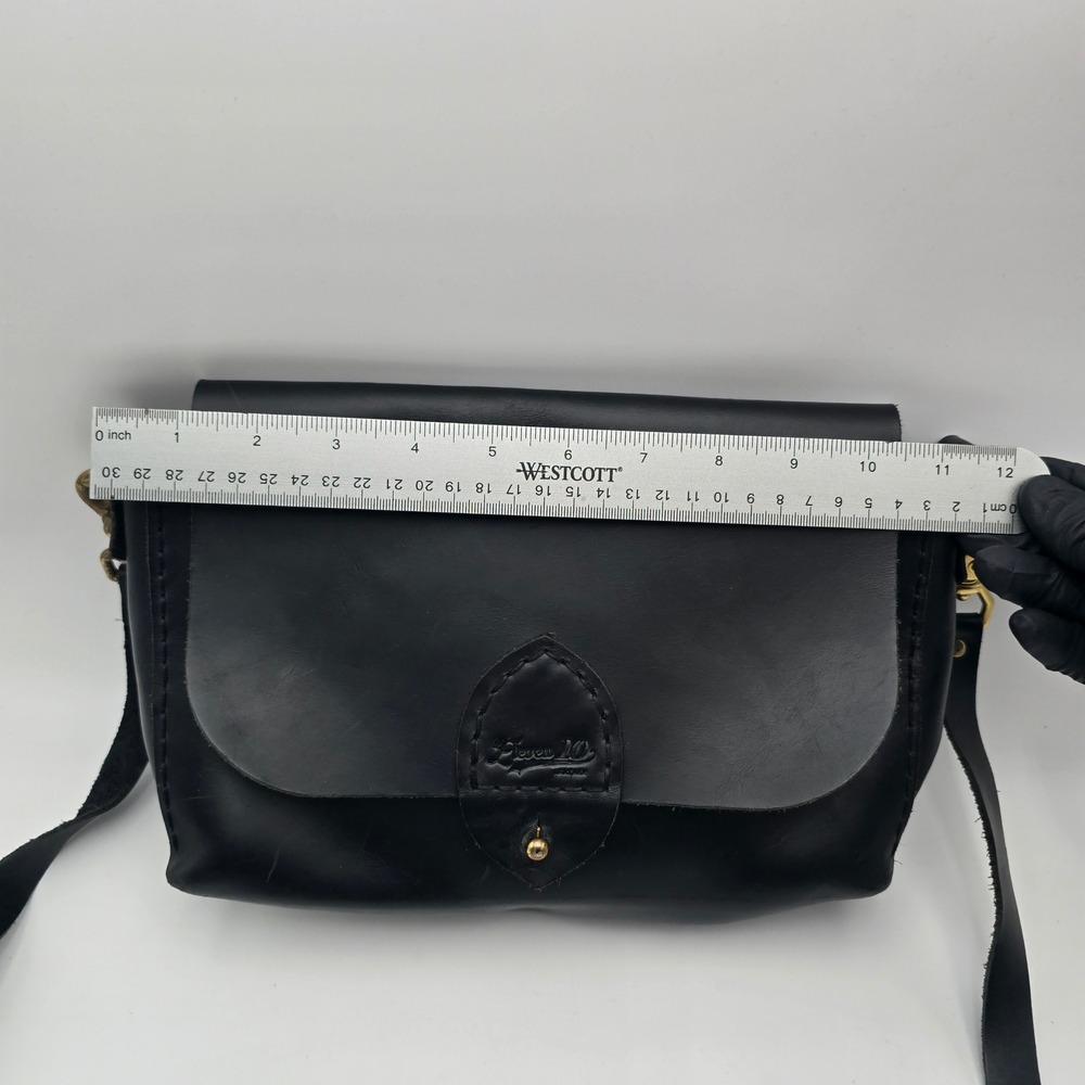 Eleven 10 Leather Crossbody Bag Black Adjustable Strap Brass Hardware - Picture 3 of 13